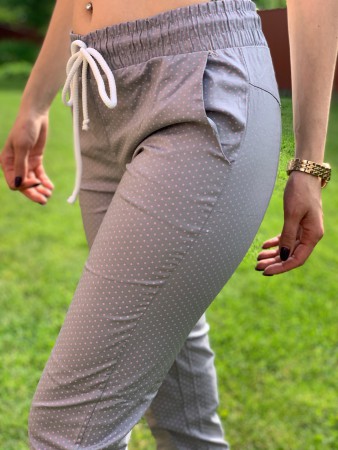 Женские брюки норма